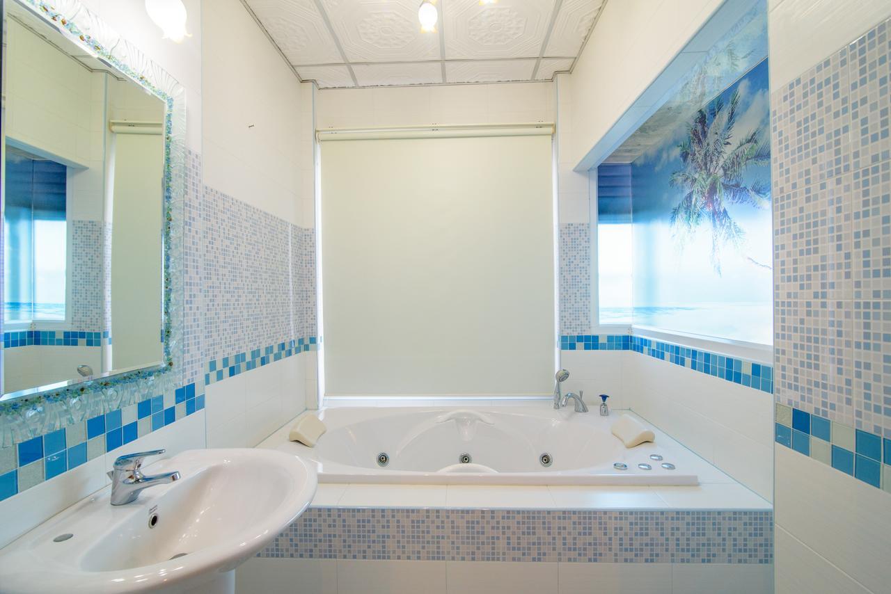 Hua Hin Condotel & Resort Taweeporn מראה חיצוני תמונה